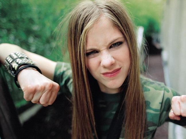 avriL-avril-lavigne-19698389-1600-1200